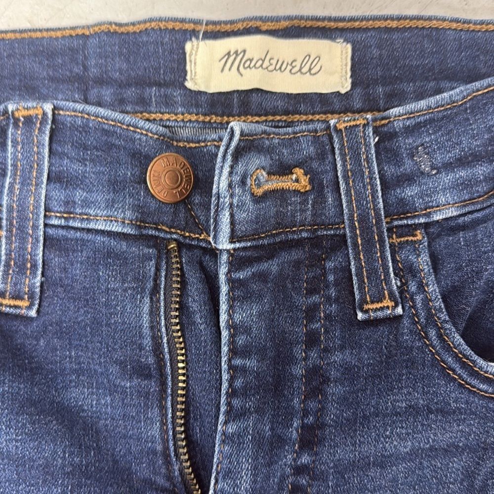 Madewell Blue Skinny Jeans with Stretch and Tapered Fit 9” Size 26 NEVER WORN - Picture 2 of 4